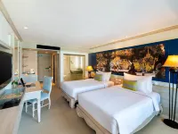 Novotel Phuket Resort Hotels near Kalim Beach