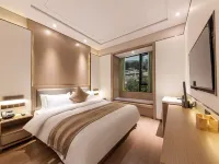Jingguan Yasu Hotel (Wuhan Optics Valley Plaza) Hotels near Optics Valley