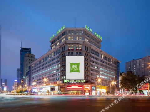 โรงแรม Ibis Styles (สะพานชิงนีวา สถานีรถไฟต้าเหลียน)