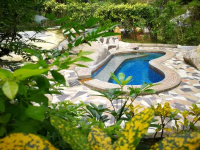 Yangchun Chundu Hot Spring Resort Hotels near Bajia Sceneic Area