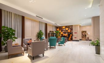 Gemei Hotel (Wuyue Plaza, Jingjiang Bus Station, Taizhou)