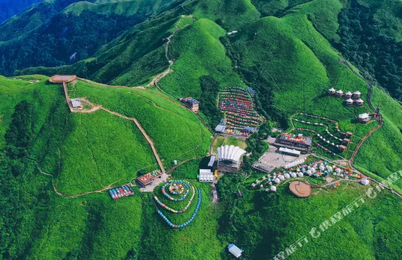 武功山觀音宕草甸星空戶外營地