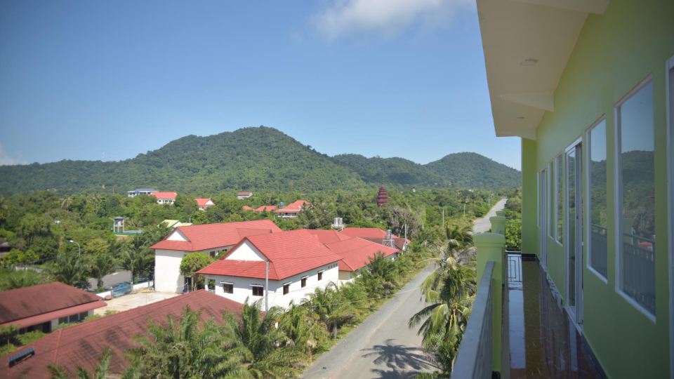 Reachbut Sessor Hotel