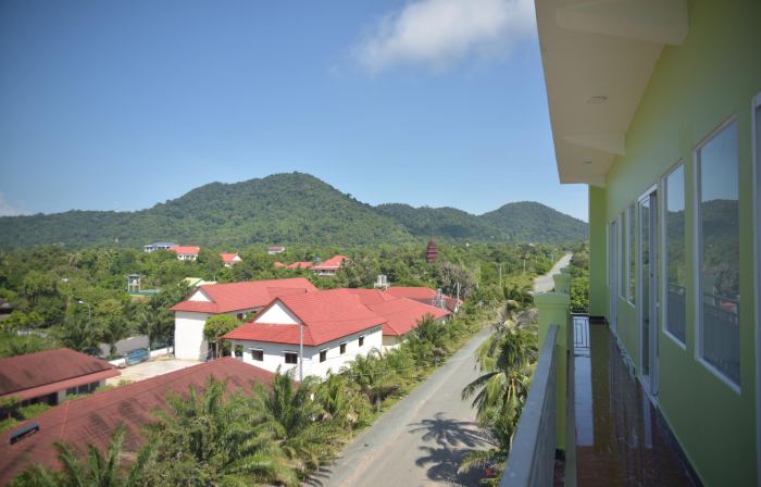 Reachbut Sessor Hotel