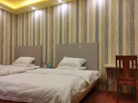 Cenggong Yipin Miaoxiang Hotel Отели рядом с достопримечательностью «Cengong Longyi Tianjie Pedestrian Street»