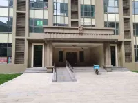 Tomato apartment Hotels in 