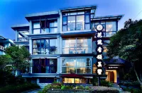 Floral Hotel ·Xiang Song Hotel  (Tianmen Mountain) Hotels in Zhangjiajie