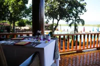 Aureum Palace Hotel and Resort Inle - breakfast