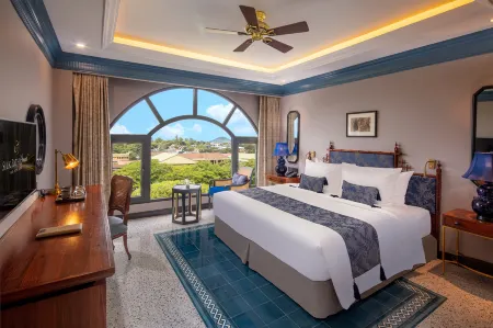 Khách sạn Silk Path Grand Huế