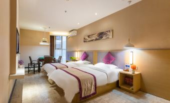 Coastal City Hotel (Wuhan Jinyinhu Light Industry Hotel)