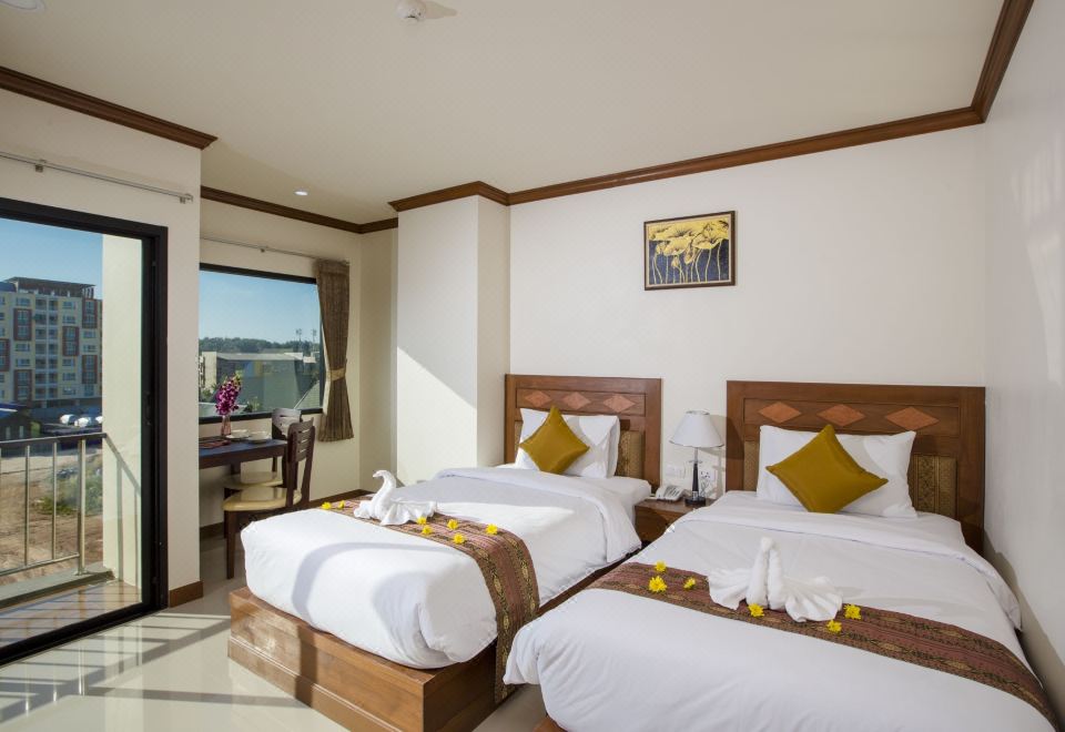 2. 에어포트 리조트..