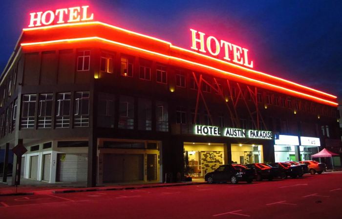 Hotel Austin Paradise