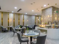 Lavande Hotel (Zhongshan Guzhen Town People's Square)