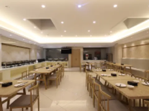 Vienna Hotel Wu'anPlaza store Hotels in Wu'an