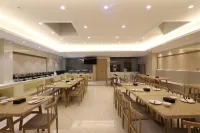 Vienna Hotel Wu'anPlaza store Hotels in Wu'an