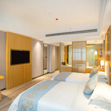 Venice International Hotel