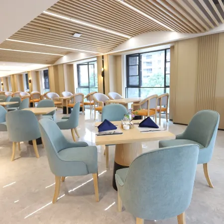 Minshan Hotel (Mianzhu Tianyue Store)