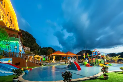 Yuma Bay Hot Spring Hotel