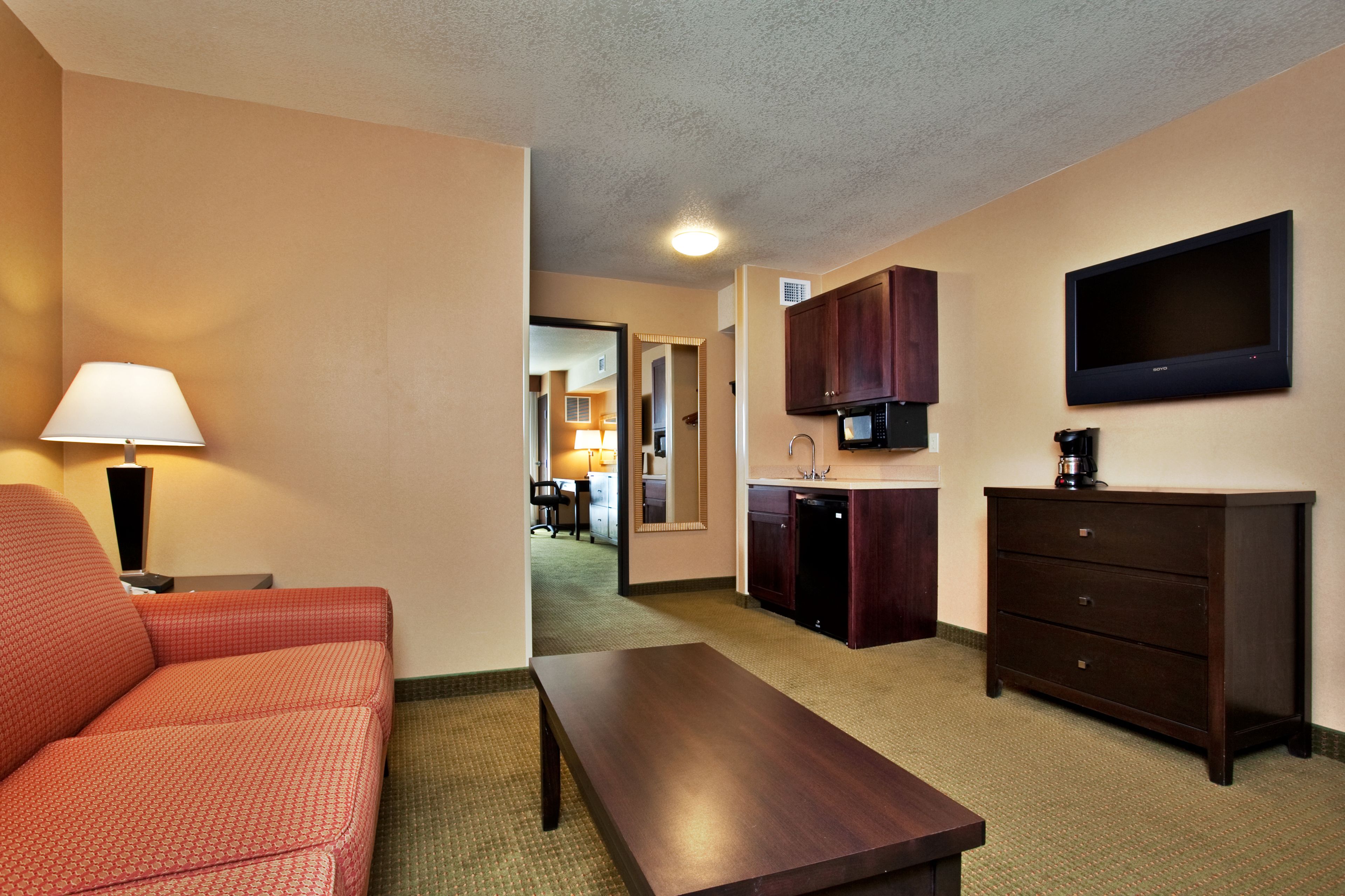 Holiday Inn Express Hotel and Suites Goodland