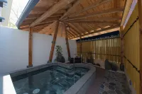 Mogan Bamboo Pavilion Private Soup B&B - Hot Springs
