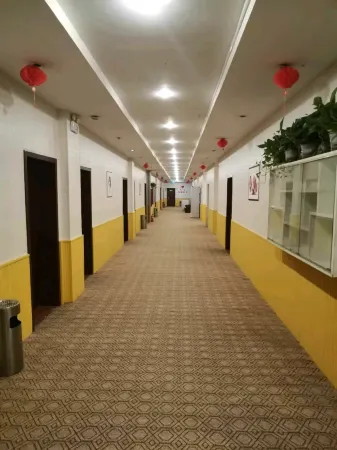 Longjian Hotel Wenxian Отели в г. Веньсянь