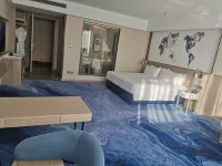 Kyriad Hotel (Anshan Railway Station City Government Square) - Swimmingpools