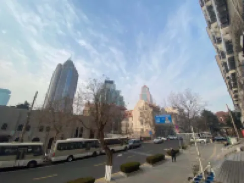 Zhanqiao Qinglan Hotel (Qingdao Railway Station Catholic Church Branch)