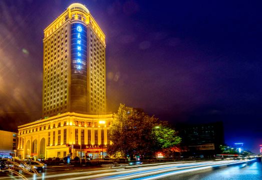 Dahe Jinjiang HotelHotel Overview