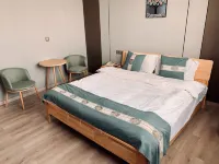 Fuyang Wawushan Hotel Hotels near Wawushan Railway Station