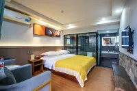 Hongcun Huakai Banxia Huipai Courtyard Homestay