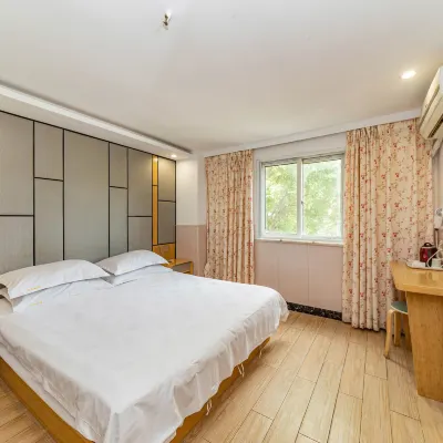 Wen Feng Hotel Hotels near Boxing Road Station