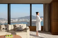 Shangri-La Nanjing Hotels in Nanjing