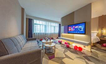 Lavande Hotel(Xiamen Airport Wuyuanwan Metro Station)