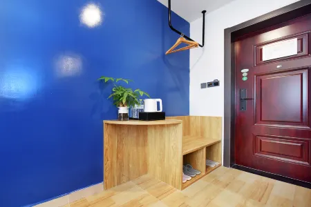 Qianxun Boutique Hotel (Chongqing University Town) Отели рядом с достопримечательностью «Huxi Campus, Sichuan Fine Arts Institute»