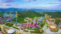 Gingko Lake Resort Hotel Villa