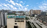 City Comfort Inn Hotel (Jiayu Development Avenue) Hotels near LIANG PIN PU ZI JIA YU XIN TIAN DE DIAN