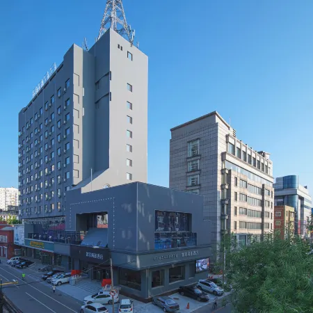 Homeinn Selected Hotel (Dandong Railway Station Post and Telecommunications Building)