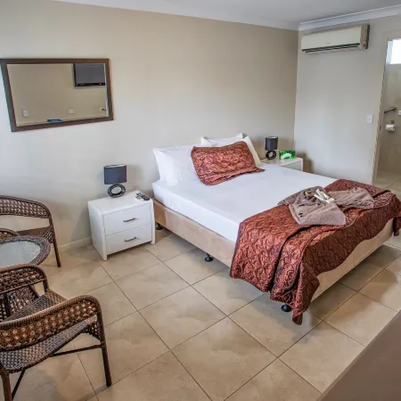 Tropicana Motel Hotels in Gold Coast