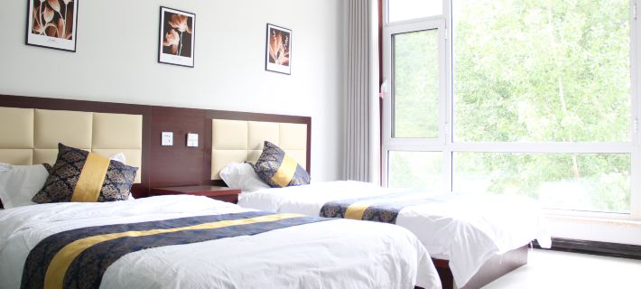 Yesanpo Bailixia Shengjing Farmhouse Manor Hotels in Laishui
