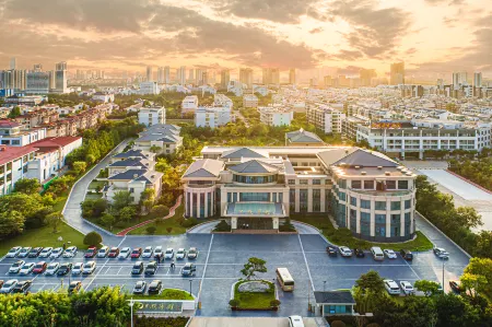 Rizhao Hotel Отели рядом с достопримечательностью «Third Beach»