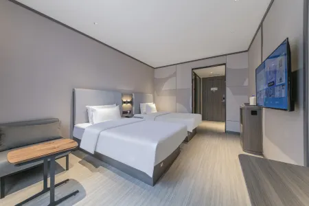 HanTing Hotel (Wuhan Jianghan Road Pedestrian Street)
