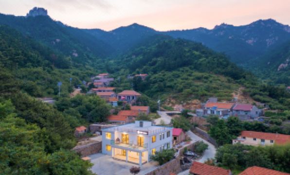 Floral Hotel · Qingdao Yunshang Boutique Hotel (Laoshan North Jiushui Branch)