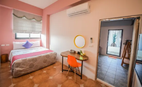 Wonderful & Travel Hostel