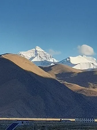 Everest Grand Court Hotel