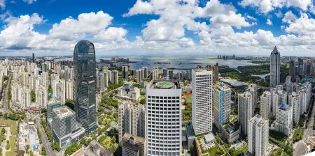 Hilton Haikou Отели рядом с достопримечательностью «Hainan University(Haidian Campus)»