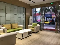 Zitong Aijia Business Hotel