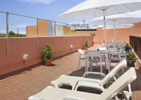 Apartamentos Metrópolis Hotels in Camas