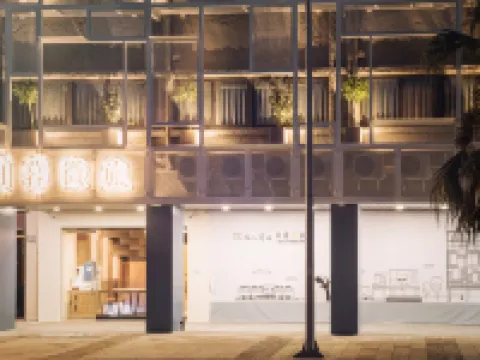 Traveller Inn Day Moon Hotel Hotels near Donghai Sports Park