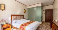 Shunxin Holiday Hotel (Luding Hailuogou Branch)