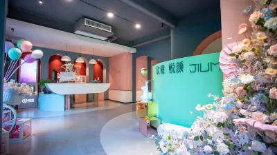 JIUMU Family Hotel Отели рядом с достопримечательностью «Hunan University Control Science and Engineering Subject Postdoctoral Mobile Scientific Research Station»